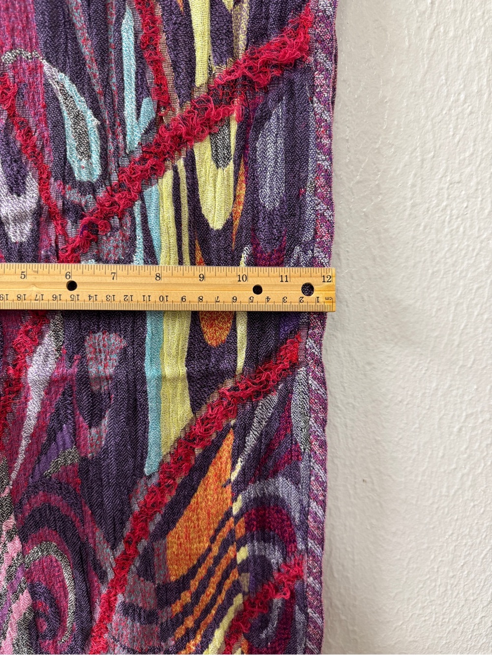 Colorful Abstract Pattern Fringe Scarf - Picture 7 of 9